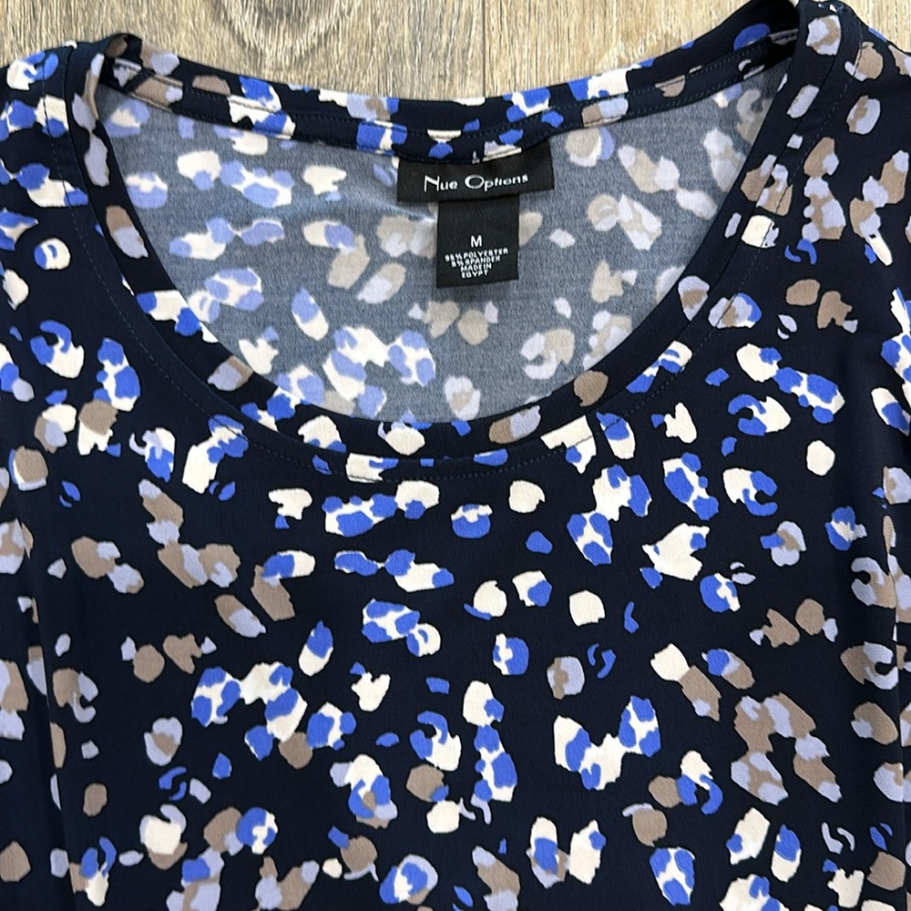 Blouse - Picture 2 of 2